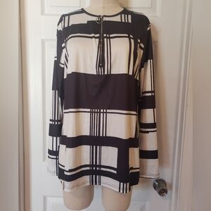 Black and White Plaid Women's Blouse Size XXL